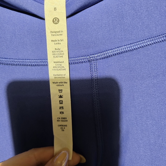 Lululemon Fleece EUC Size 8 Athletica Blue Leggings 26 Inseam - So Nice! - Picture 3 of 3